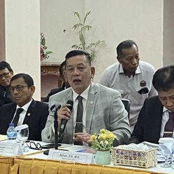 Abdul Chair Ramadhan Resmi Menjabat Ketua Komisi Yudisial 2025&ndash;2028