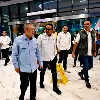 Menhub Tinjau Pelabuhan, Arus Penyeberangan Jawa-Sumatera Terkendali