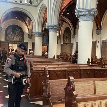 Polda Metro Jaya Kerahkan Jibom dan K9 untuk Sterilisasi Gereja Katedral