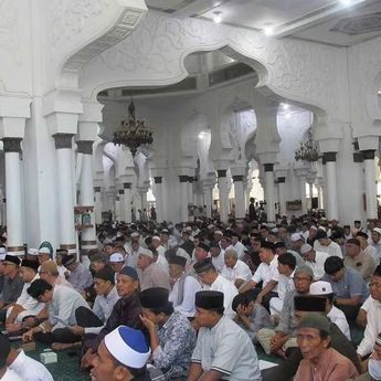 Ribuan Warga Aceh Ikuti Doa Bersama Peringatan 21 Tahun Tsunami