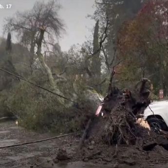 California Dihantam Badai Hebat, Gubernur Tetapkan Status Darurat