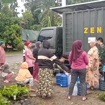 TNI Kerahkan Kendaraan Khusus, Air Bersih untuk Warga Palembayan Agam Makin Tercukupi