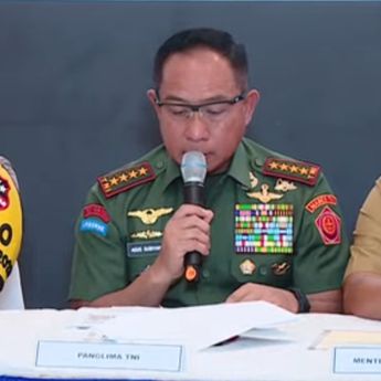 Update, Panglima TNI: 37.910 Personel Dikerahkan untuk Rekonstruksi dan Rehabilitasi Pasca Bencana Sumatera