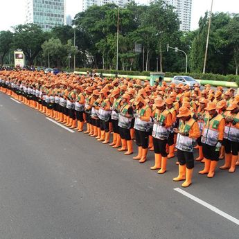 3.395 Personel Kebersihan Disiagakan saat Malan Tahun Baru di Jakarta