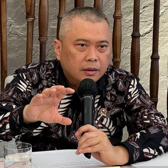 Menhub: Hampir 15 Juta Orang Gunakan Angkutan Umum Selama Libur Natal