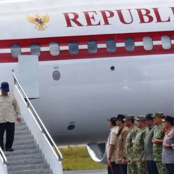 Prabowo Tiba di Bandara Silangit, Tinjau Pembangunan Jembatan Bailey di Tapanuli Selatan