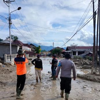 Lima Banjir Bandang Susulan Terjang Maninjau Agam Sepanjang Kamis