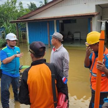 Waspada Bahaya Kelistrikan, PLN Bagikan Langkah Awal yang Perlu Dilakukan Warga Saat Rumah Banjir