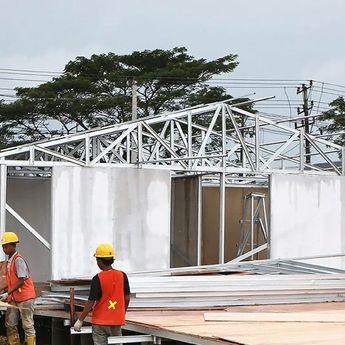 Seskab: Pemerintah Bangun Lebih dari 1.000 Rumah Hunian di Tiga Provinsi