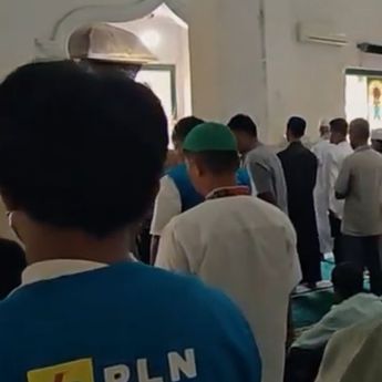 Relawan PLN Pulihkan Listrik 15 Masjid, Azan Kembali Menggema di Langit Aceh