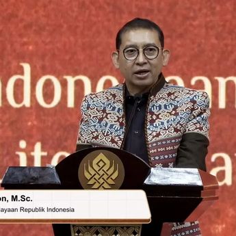 Menbud Tekankan Penulisan Sejarah dari Perspektif Bangsa Sendiri