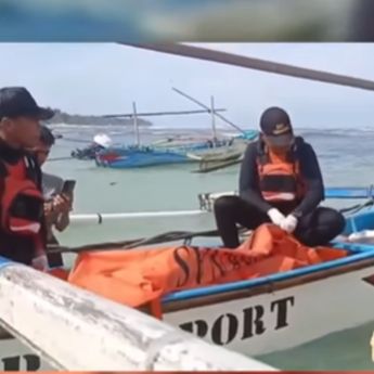 Pria Asal Lampung Tewas Mengenaskan Tenggelam di Pantai Mandiri