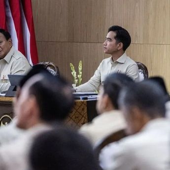 Retret Kabinet Hambalang, Prabowo Apresiasi Kinerja Menteri dan Lembaga