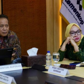 Menteri Koperasi Ferry Terima Audiensi Wamen Ekraf, Bahas Penguatan Koperasi Desa