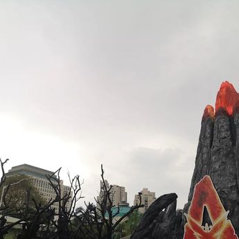 BMKG Prediksi Kondisi Cuaca Jakarta Berawan dan Hujan Hari Ini