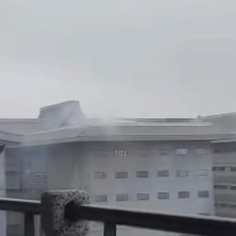 Disambar Petir, Gedung Yayasan Buddha Tzu Chi PIK Kebakaran