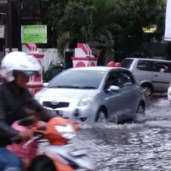 Ini Titik Banjir Jakarta yang Terus Meluas, Jaksel hingga Jakut Tergenang