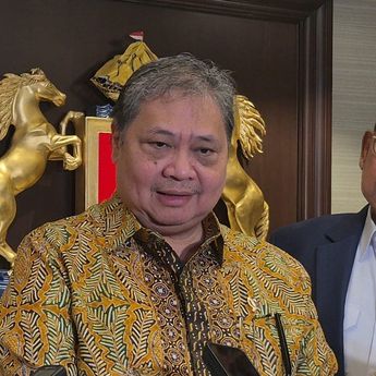 Airlangga Sebut Pemerintah Siapkan Rp300 Triliun untuk KUR  pada 2026