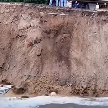 Longsor di Telaga Sarangan Sisi Barat