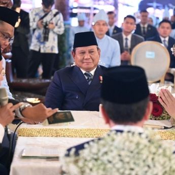 Prabowo Meneteskan Air Mata Saat Jadi Saksi Nikah Sespri Agung Surahman