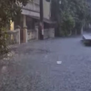Banjir Rendam Sejumlah Titik di Jakarta, 16 RT dan 10 Ruas Jalan Tergenang Pagi Ini