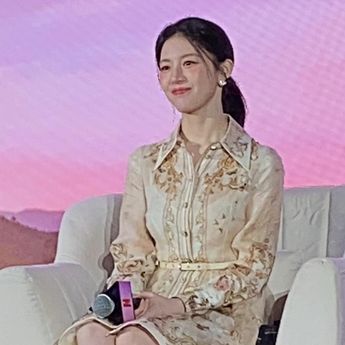 Go Youn Jung Terharu dengan Sambutan Penggemar di Jakarta