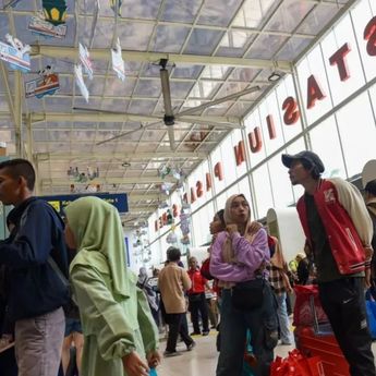 Banjir Pekalongan, KAI Batalkan 11 Perjalanan dari Pasar Senen dan Gambir