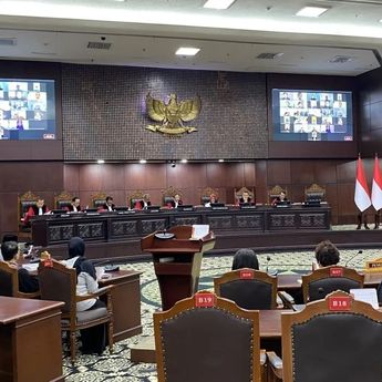 MK Tolak Permohonan: Kolumnis Bukan Kategori Profesi Wartawan