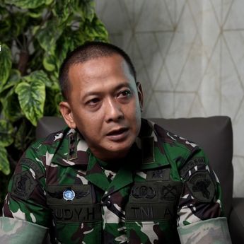 Cara TNI Membangun Jembatan di Wilayah Bencana Aceh
