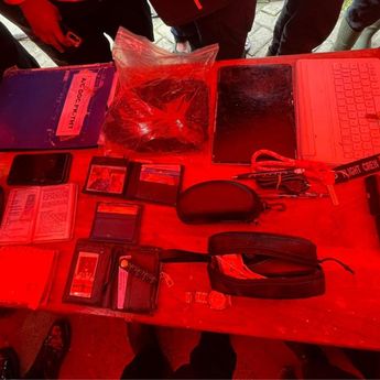 Tim SAR Gabungan Temukan Barang-Barang Milik Korban di Lokasi Jatuhnya ATR 42-500