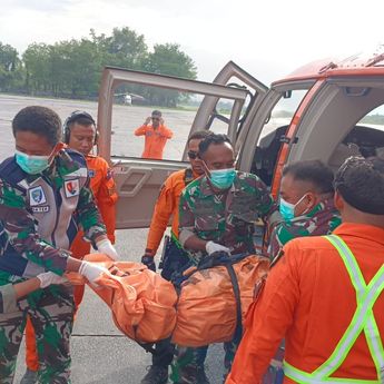 Korban Pesawat ATR 42-500 di Jurang 200 Meter Berhasil Dievakuasi Heli Basarnas