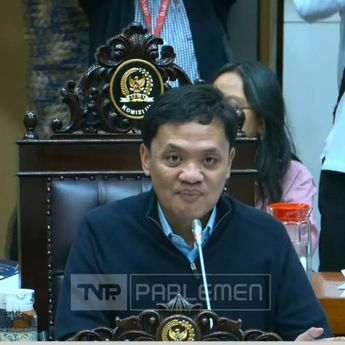 DPR Dukung Gaji Hakim Ad Hoc Naik, Segera Cair