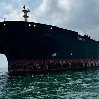 Kejagung Kembali Lelang Kapal Tanker Iran MT Arman 114 di Batam