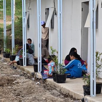 Melihat Kehidupan Warga Terdampak Bencana di Hunian Sementara