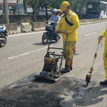 Perbaikan Jalan Berlubang di Jakarta Masih Sementara, Pramono Siapkan Langkah Lanjutan