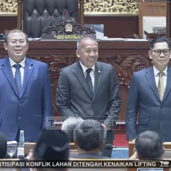 Paripurna Setujui Adies Kadir jadi Hakim MK dari DPR