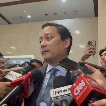 Hari Ini DPR Sahkan Thomas Djiwandono sebagai Deputi Gubernur BI di Paripurna