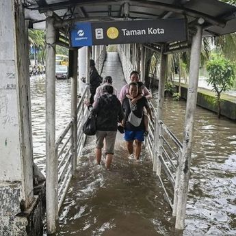 Banjir di Jakarta, 35 RT dan 10 Ruas Jalan Terendam