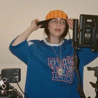 Billie Eilish Menang Lagu Terbaik Grammy 2026 Lewat Wildflower