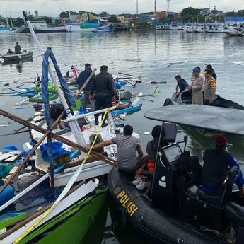 Kapal Nelayan Meledak di Pelabuhan Paotere, 8 ABK Alami Luka-Luka