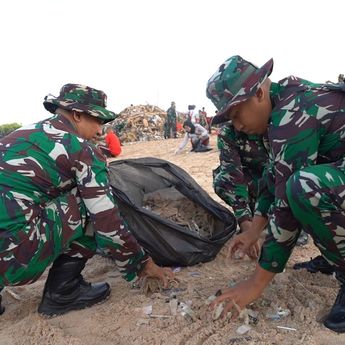 Gerakan Indonesia ASRI Digelar Serentak, TNI/Polri Bersihkan Kali, Pantai, hingga Kawasan Wisata