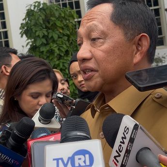 Prabowo Tekankan Stabilitas Keamanan, Tito: TNI-Polri Harus Jadi Tentara dan Polisi Rakyat