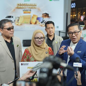 Wujudkan Impian Nasabah, Pegadaian Serahkan Grand Prize Emas 1 Kg di Tring! Digital Lounge