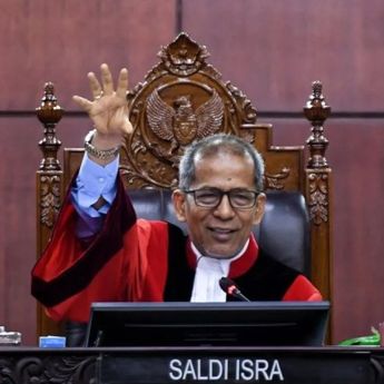 Sidang Roy Suryo dkk, MK Tegaskan Putusan Bersifat Erga Omnes, Bukan untuk Kasus Konkrit