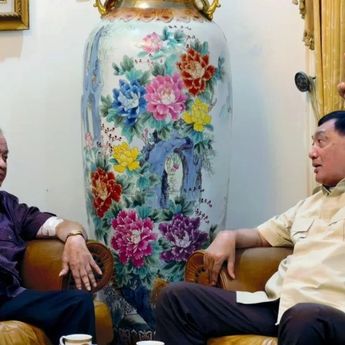 Menhan Sjafrie Kunjungi Mantan Panglima TNI Widodo AS Perkuat Silaturahmi dan Keteladanan