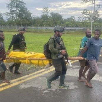 Jenazah Kru Smart Air Dievakuasi ke Timika, Penumpang Warga Lokal Selamat