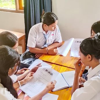 Menyentuh! Isi Surat Siswi Alor NTT untuk Prabowo: Rintihan Kami Didengar, Sekolah Kami Diperbaiki