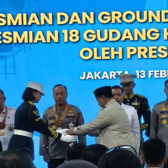Kepala BGN Dadan Hindayana Dapat Anugerah Kehormatan dari Presiden
