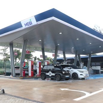 PLN, MEBI, dan HUAWEI Resmikan SPKLU Signature dengan Ultra-Fast Charging dan Split Charging Pertama di Indonesia