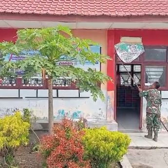 Melihat Aksi TNI Percepat Pemulihan Aceh, Perbaiki Sekolah hingga Jalan Desa